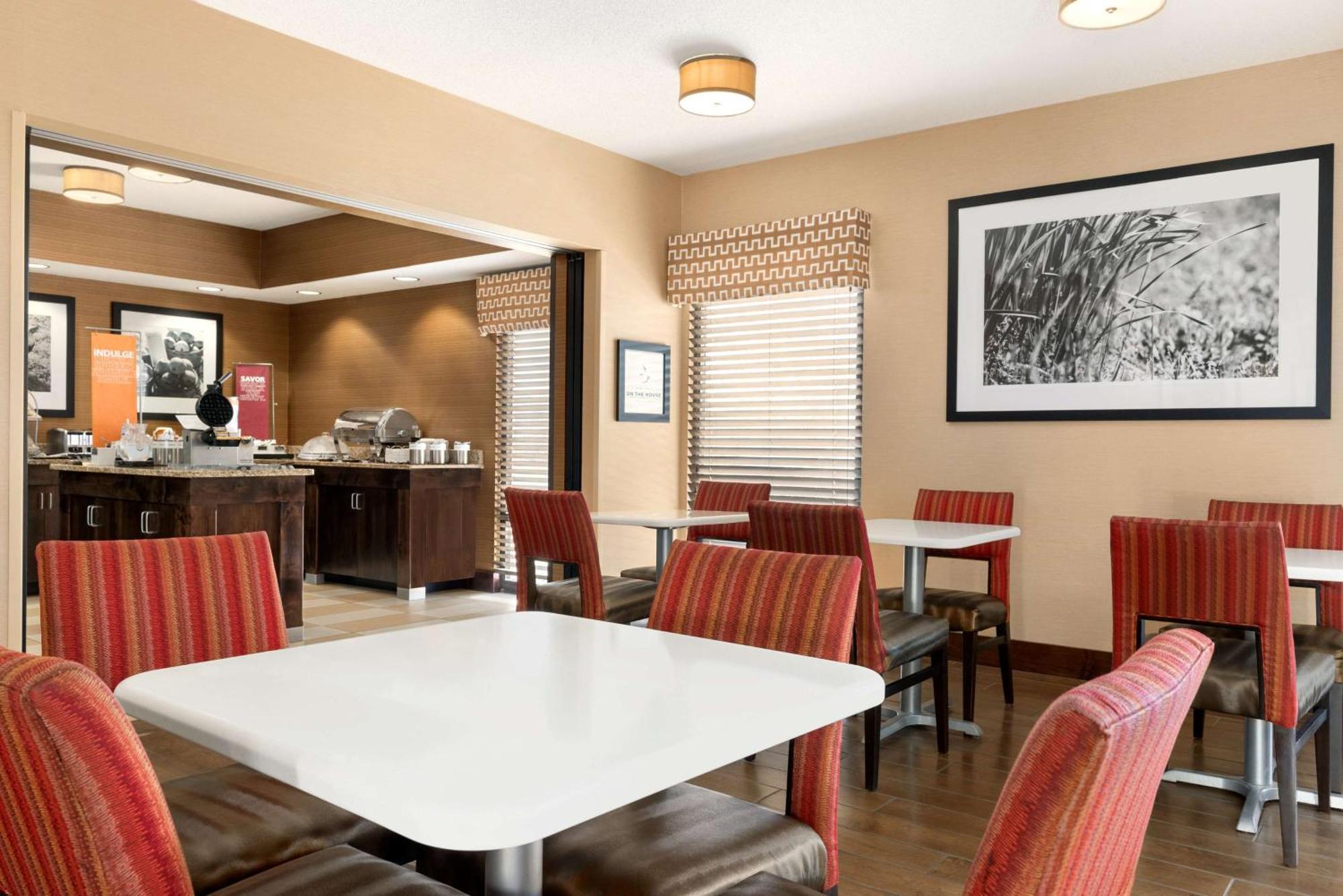 Hampton Inn Lawrence Zewnętrze zdjęcie