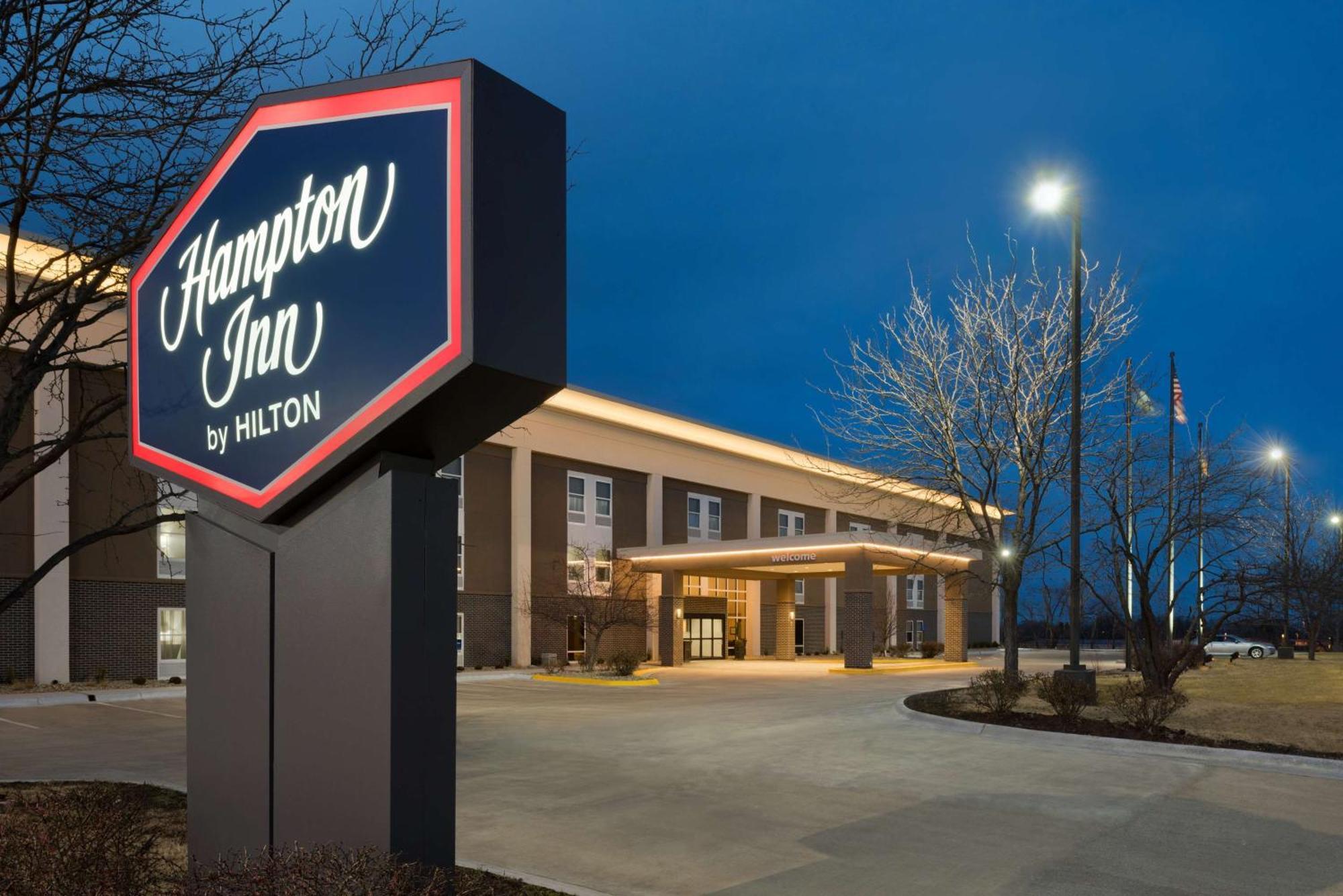Hampton Inn Lawrence Zewnętrze zdjęcie