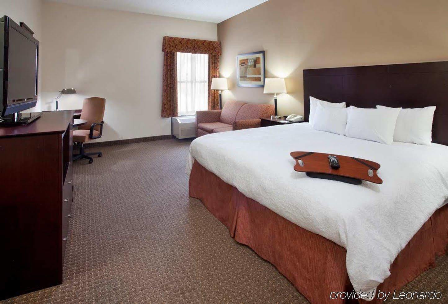 Hampton Inn Lawrence Zewnętrze zdjęcie