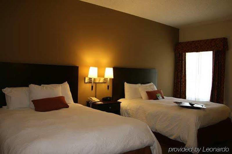Hampton Inn Lawrence Zewnętrze zdjęcie